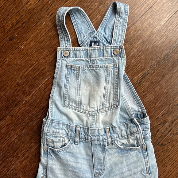 COPY - Gap cropped wide leg overalls - Picture 2 of 7